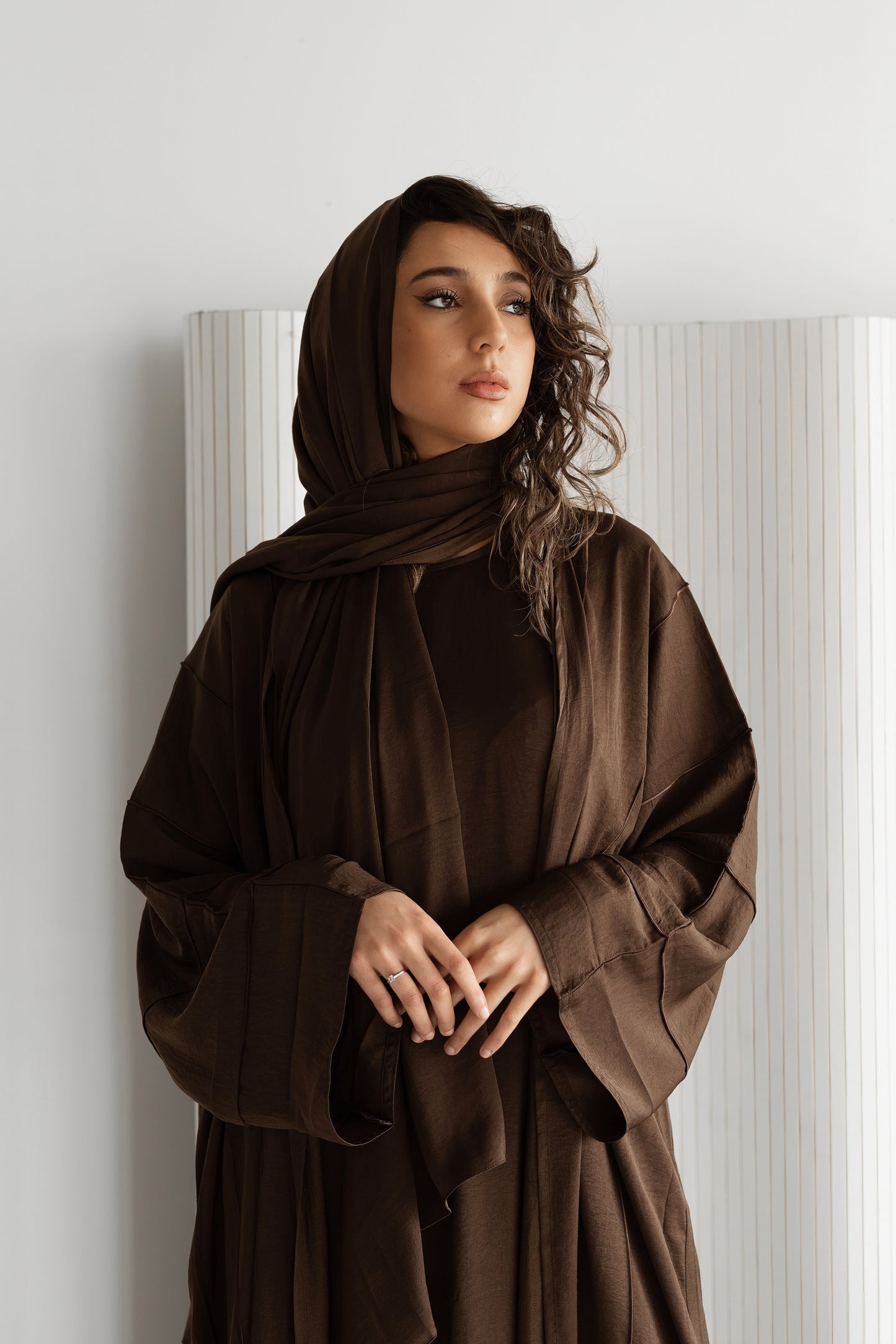 Abaya Amira Brown