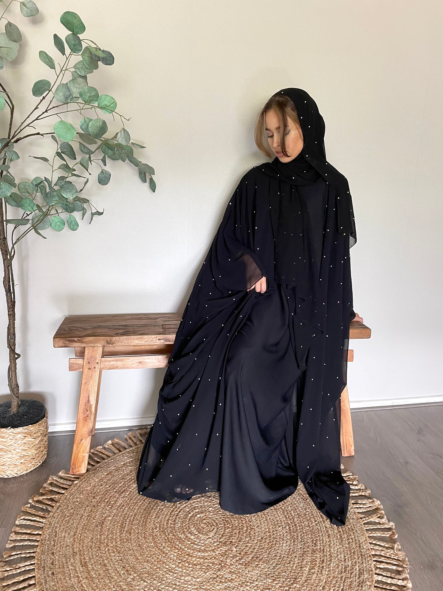 Abaya Almas