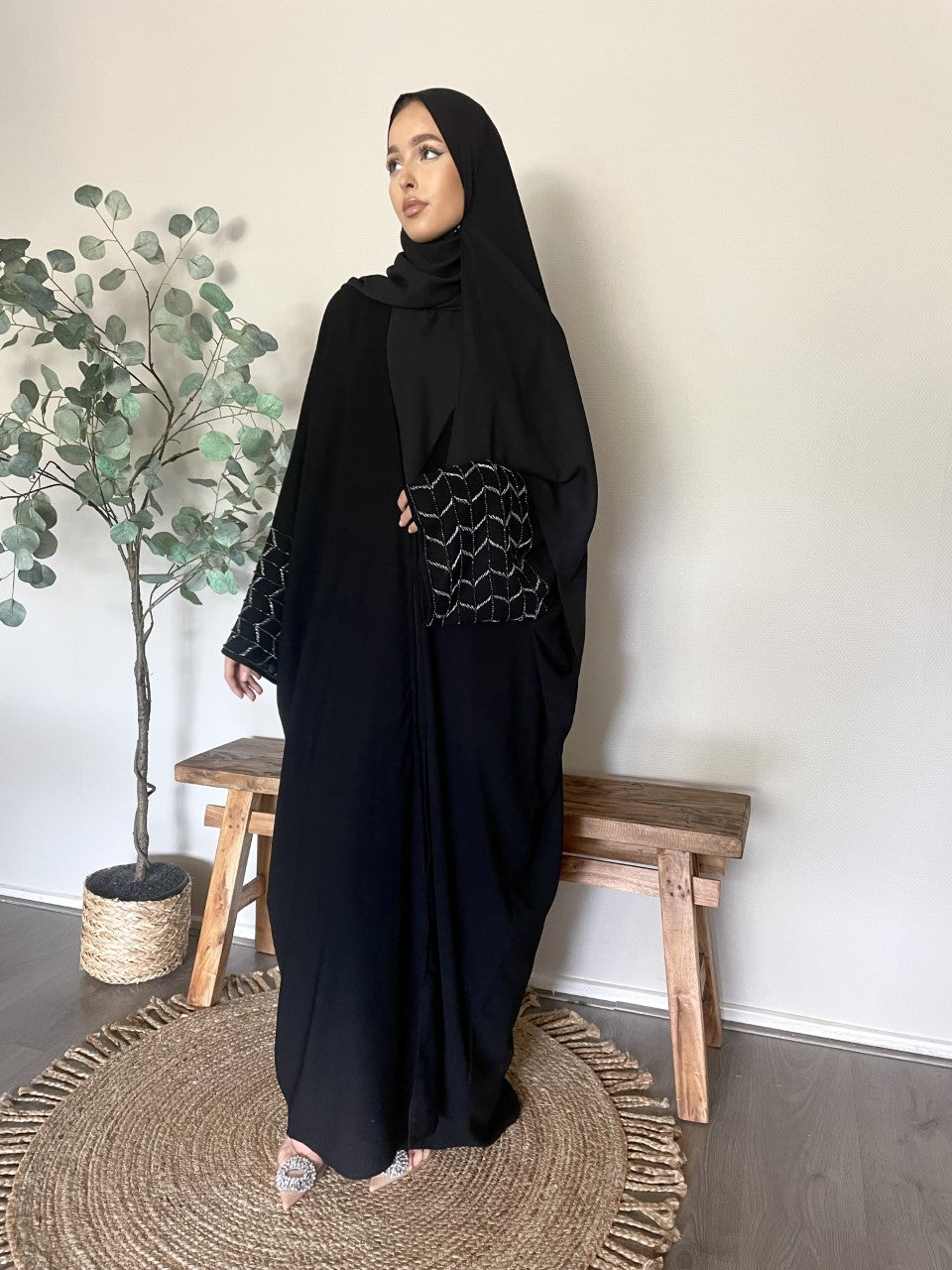 Abaya Bahraini