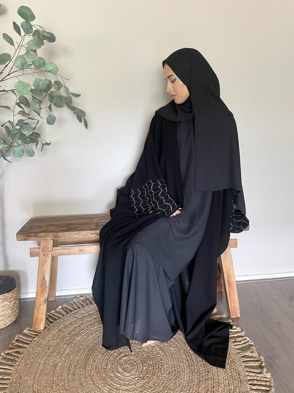 Abaya Bahraini