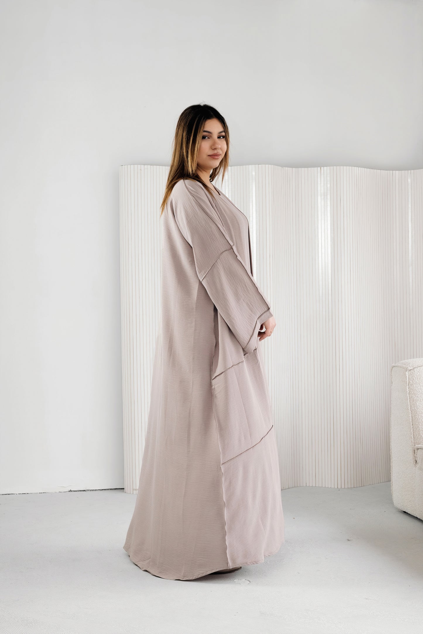 Abaya Lia